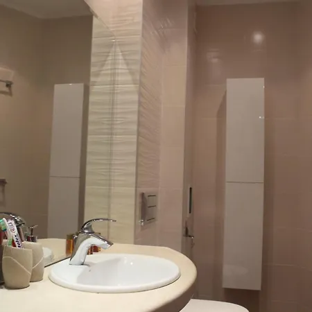 La Spacious With A Sea View Apartment *