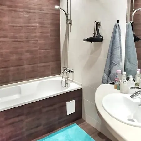 La Spacious With A Sea View Warna