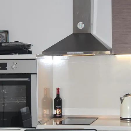 La Spacious With A Sea View Апартаменти *