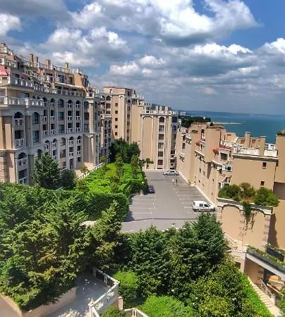 La Spacious With A Sea View Апартаменти Варна