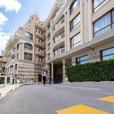 La Spacious With A Sea View Апартаменти Варна