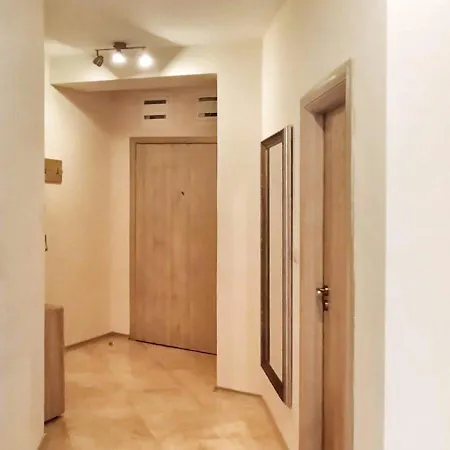 La Spacious With A Sea View Апартаменти *