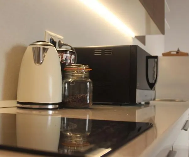 La Spacious With A Sea View Apartment *