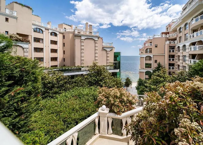 La Spacious With A Sea View 公寓 瓦爾納