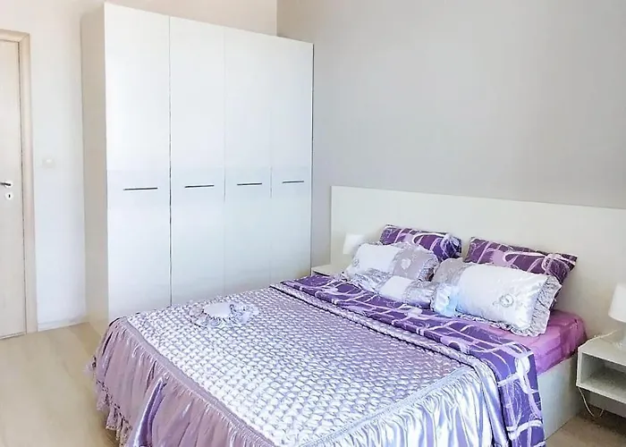 La Spacious With A Sea View דירה