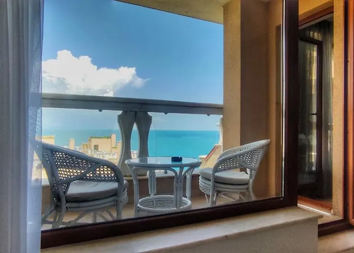 Apartment La Spacious With A Sea View Varna